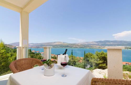 Luxury Villa Star Lights Trogir - heated pool, hot tub, gym, billiard - Foto 3