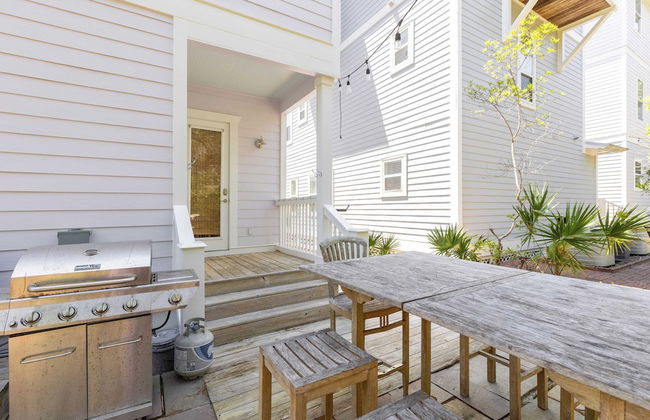 Doctor's Orders by Avantstay 5 Mins TO Beach! w/ Community Pool & Hot Tub! - Photo 46