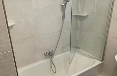 ERFbnb - 40qm Apartment mit Küche, Bad, Schlaf-Wohnzimmer in ERFurt Süd - stadnah- WLAN - Foto 15