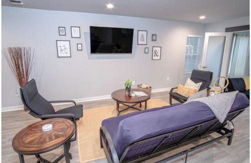 Stylish 4 Br/2ba Renovated Home Near Downtown - Foto 6