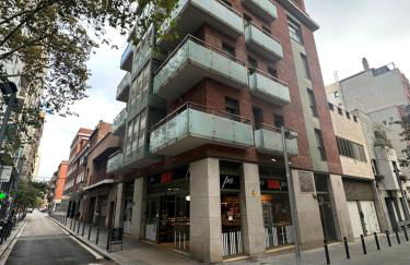 Cozy Apartment Les Corts - Photo 2