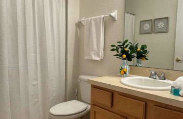 2335 Amazing 5BD Family Townhome Close to Disney - Foto 26