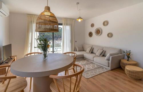 Apartamentos Vista Bella Tamariu - WeHost Costa Brava - Foto 2
