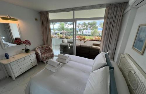 MIRAFLORES BEACH&TENNIS AMAZING VIEW BY THE SEA - Photo 12