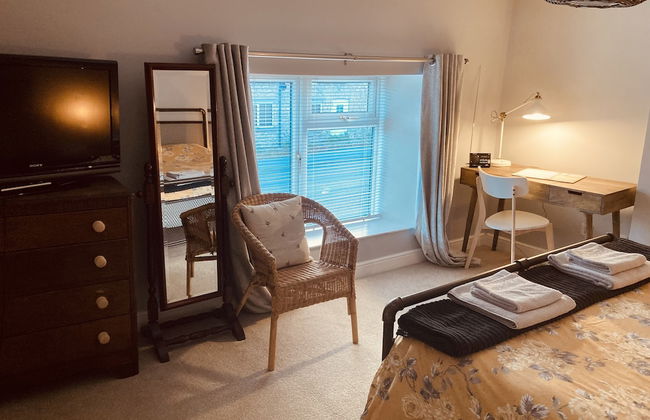 Capella Cottage, 2 Bedroom, Sleeps 4 - Photo 2