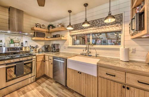 Inn the Clouds - Charming Cloudcroft Escape - Foto 7