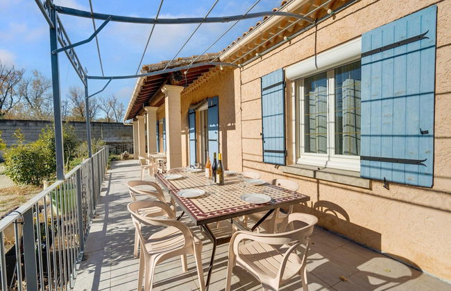 Villa With Swimming Pool in Sorgues - Foto 33