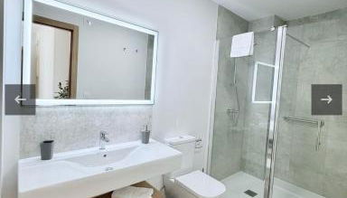 Apartamentos Limar Portonovo - Sanxenxo - Foto 4, towels, Shower