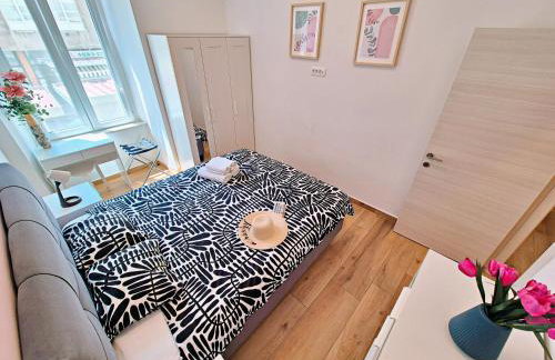 Lola's Place - Photo 56