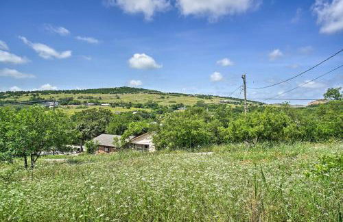 Enchanting Hilltop Cottage in Medicine Park! - Foto 16