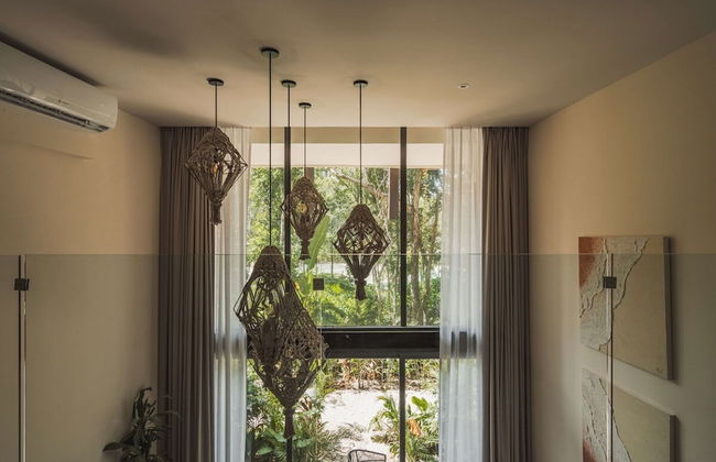 Beautiful Jungle Loft With Rooftop Pool and Gym - Photo 21