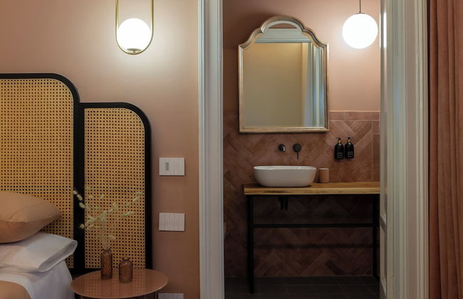 YOUnique Boutique Rooms - Photo 13