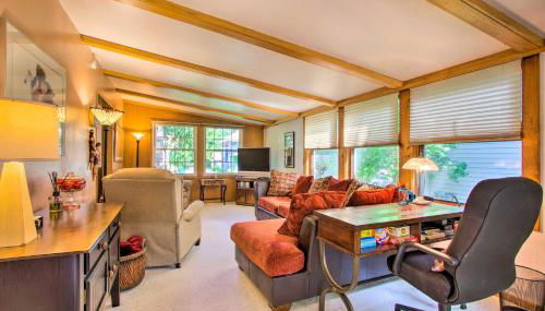 Elegant Home with Deck, 5 Blocks to Mayo Clinic - Foto 5