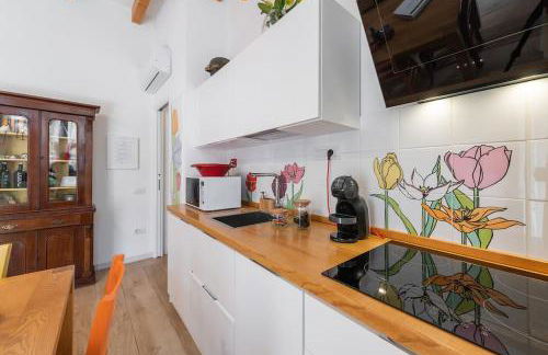 CHARMING HOUSE con doccia sensoriale e cortile interno - CENTRO STORICO - Foto 14