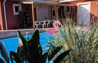 Maison spacieuse avec piscine et jardin - Foto 26