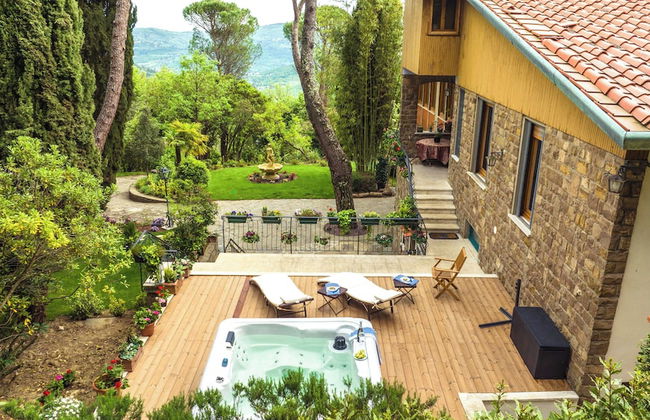 Majestic Villa in Hills of Florence with Gardens Gym Jacuzzi and Sauna - Foto 1