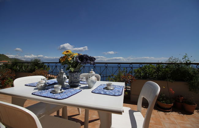 Fontana Vecchia Seaview Apartment - Foto 23