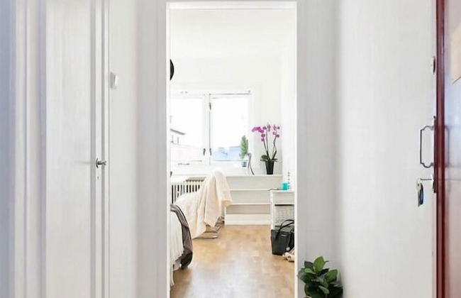 StayPlus Modern Studio Near Bislet Games - Photo 9