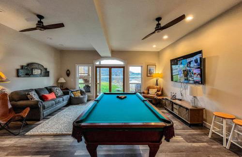 Lakefront Home Near Wisp with Great Location Dock Slip Hot Tub - Foto 21