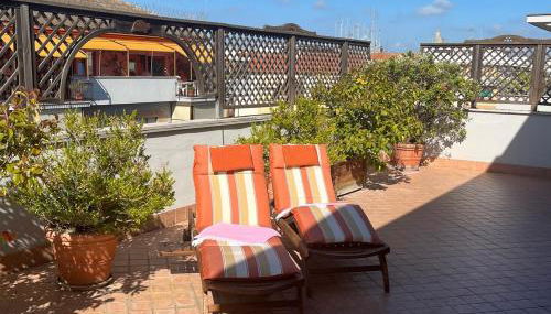 Attico con terrazza in Via dei Traghetti - Foto 5, sunbed