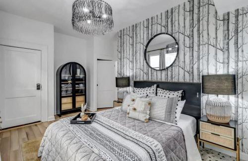 Fourth House - Eclectic and fun 1BR in SPR - Photo 17