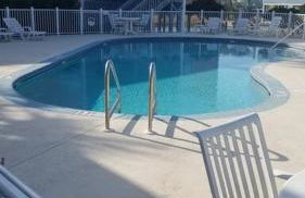Quiet 2 bedroom condo on Gulf with pool and pond - Photo 32