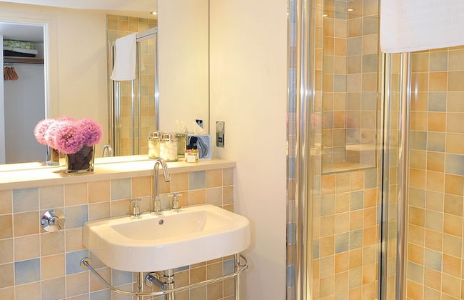 Highland Apartments By Mansley - Photo 74