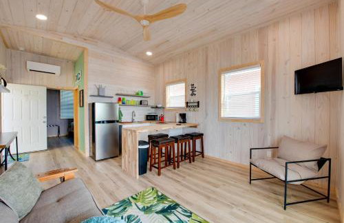 Beachfront Cottage with Dock on Florida Gulf Coast - Foto 4