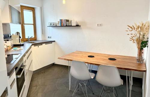 Zentrales City Apartment, Penzberg, 2 Schlafzimmer, Balkon, Parkplatz - Foto 37