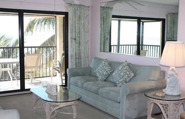 Ocean's Reach Condominiums - Foto 24