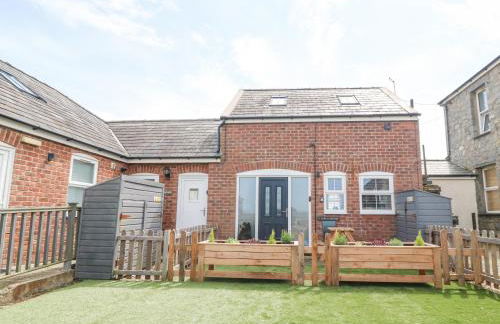 Pine Cottage - Photo 1