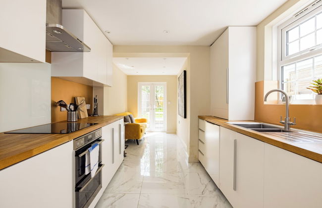 Salisbury Residences by Charles Hope - Photo 6