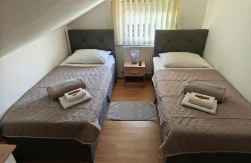 Apartmani MARIN-ŽUPANJA - Foto 14