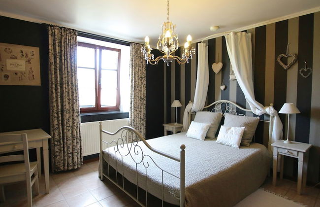 Stunning Cottage in Jehonville With Sauna - Photo 3