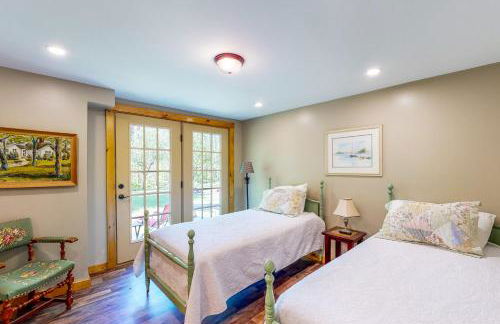 Hike, Fish, Ski! Coos Canyon Lodge in Maine - Foto 18