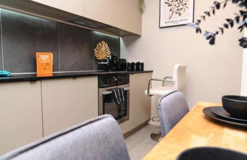 Stylish 2Bed Apartment Balcony & City View Manchester City Centre - Foto 17