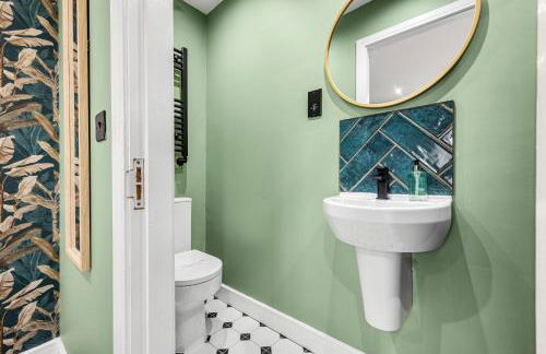 Amazonian Luxury Family Home MCR City Centre Etihad Free Parking - Foto 42