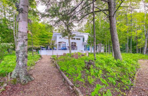 Modern Waterfront Home - 1 Mi to Cave Point Park! - Photo 41