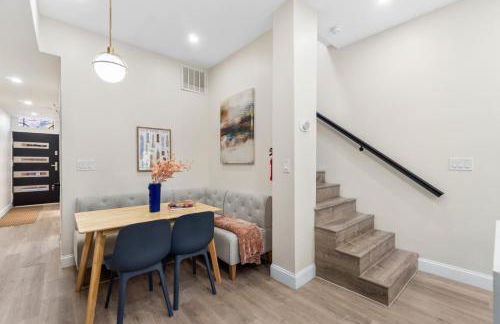 Holiday Home Brownstone City Stay 5BEDS, Private Dual Units - Foto 42