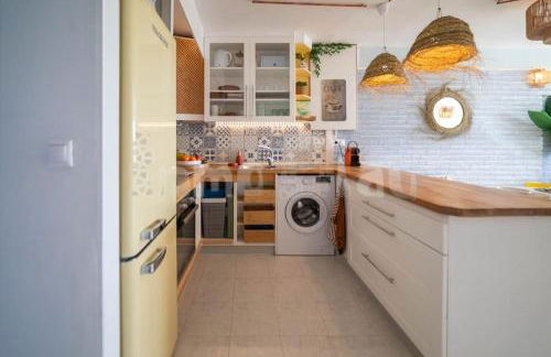 Appartement face à la mer avec parking gratuit libre d'accès - Photo 3