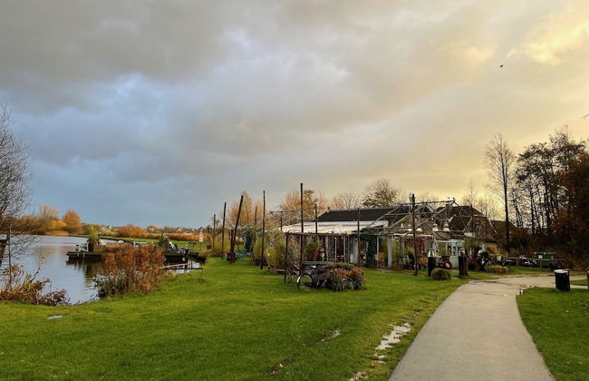 Chic Holiday Home in Noordwijkerhout near Lake - Photo 28