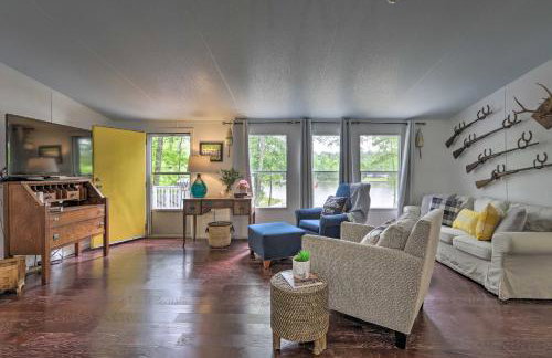 Lakefront Sparta Home Fire Pit, Dock and Kayak - Foto 5