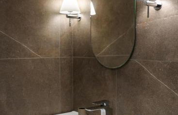 Deluxe Apartment in Historic Quarter near Beaches - Foto 9