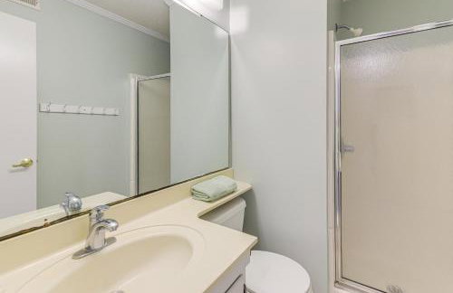 Steps to Sand! Condo w/ 2 Pools in Atlantic Beach - Foto 16