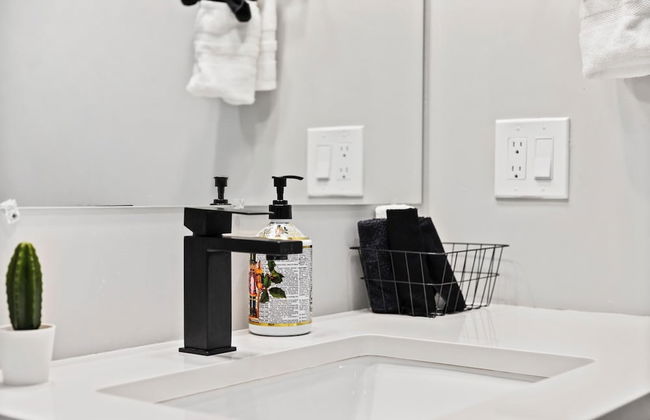 Luxury 3BD 2BA Near Logan Airport and T Station - Foto 54