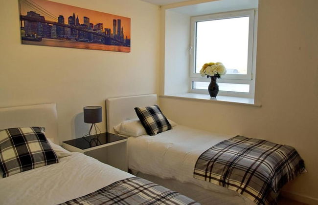 Impeccable 2-bed Apartment in Brentwood - Foto 3