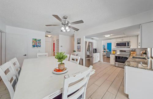 Poolside Paradise: Game room, Pickle ball & Pool - Foto 34