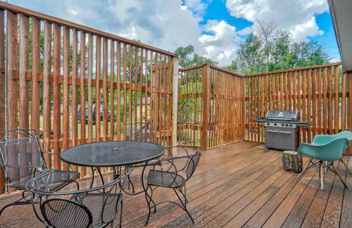 Red Rock Loft! Trails Apartment w BBQ & Fire Pit - Foto 2