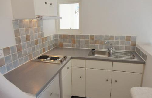 Meltemi Studios and Apartments - Photo 17