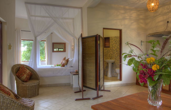 Golden Sands Apartments by Sol Resorts - Photo 10